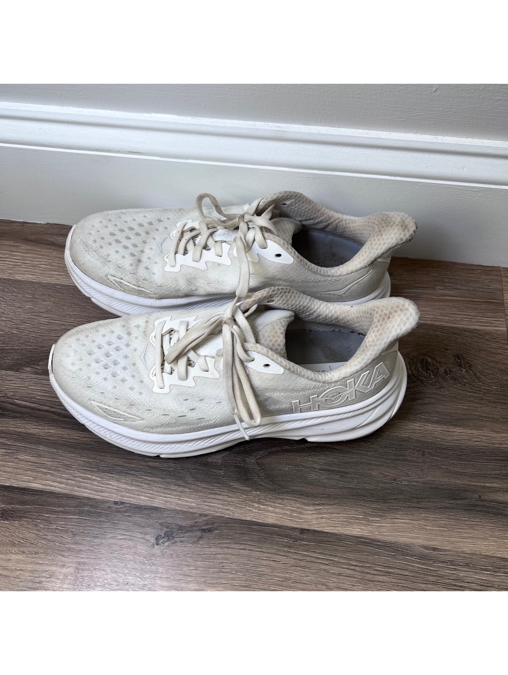 Hoka One One Clifton 9 Women's Size 8